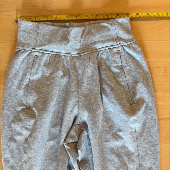 Lululemon Its Rulu Run Fleece High-Rise Jogger *Full Length Size Zero - Picture 9 of 11